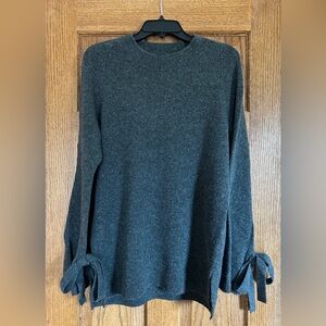 Ann Taylor Wool Sweater Tunic with Bell Sleeves. Dark Gray, Women’s Size Medium